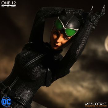 Mezco (One:12 collective) - CATWOMAN